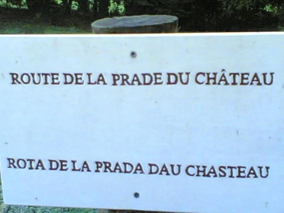 Cottage By The Chateau With Pool In National Parc Les Salles-Lavauguyon المظهر الخارجي الصورة
